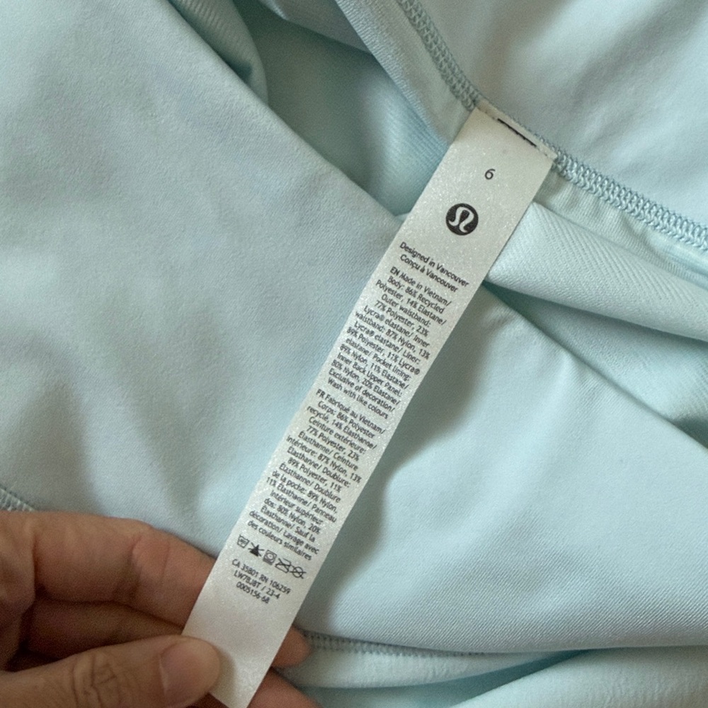 NWT Lululemon Speed Up HR Short 4” - Size 6 - Picture 6 of 6